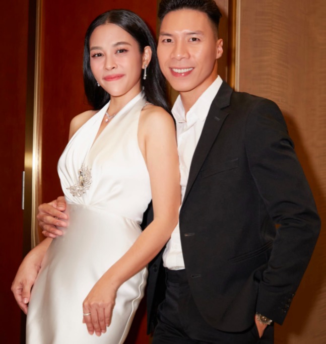 "O Sen" Ngọc Mai: "Dù chuyện gì xảy ra, chúng tôi vẫn phải giữ được hạnh phúc gia đình"